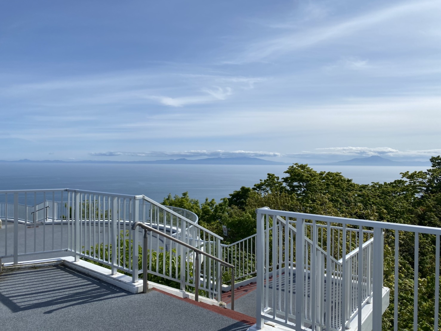 地球岬（チキウ岬）展望台からの絶景をリモートドライブ気分で｜ワールドネットレンタカー 【公式】ワールドネットレンタカー｜公式HP最安値